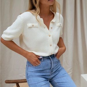 Short sleeve sweater